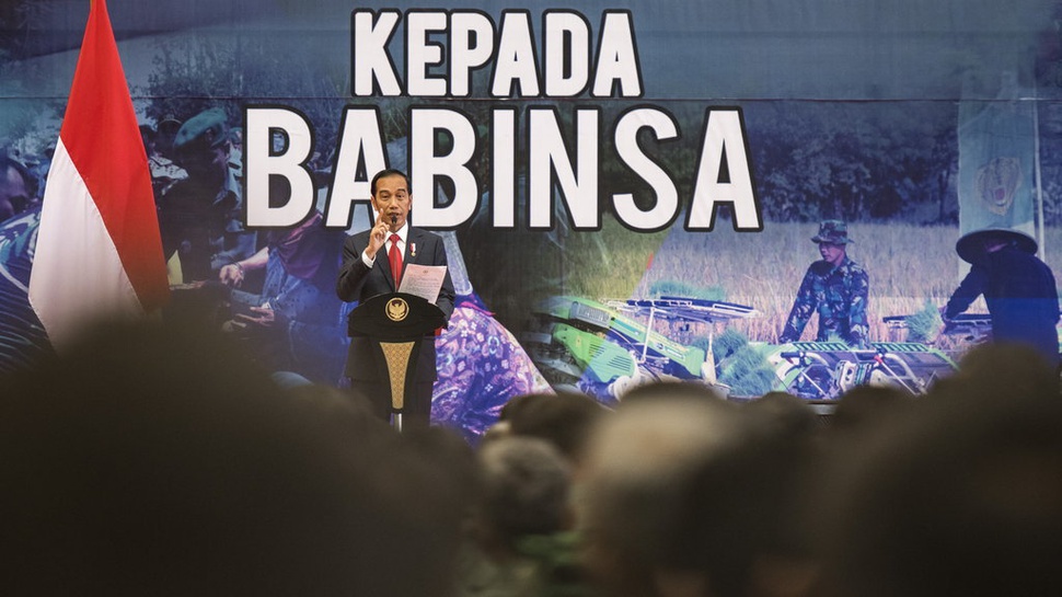 Jokowi Minta Babinsa Tangkal Isu yang Meresahkan, Termasuk Isu PKI