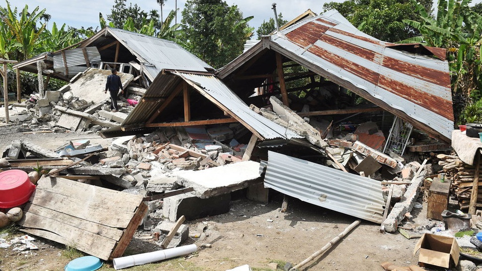 Dampak Gempa Lombok: 17 Jiwa Meninggal dan 10 Ribu Orang Mengungsi