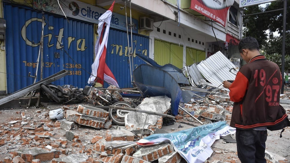5 Orang Meninggal Akibat Gempa Susulan 6,2 SR di Lombok