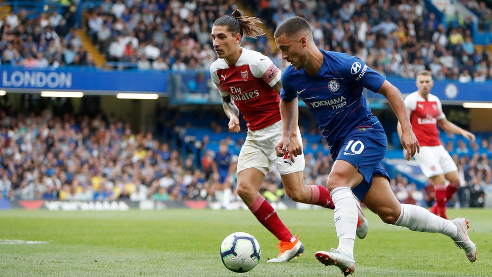 Hazard Bimbang antara Bertahan di Chelsea atau Pindah ke Madrid