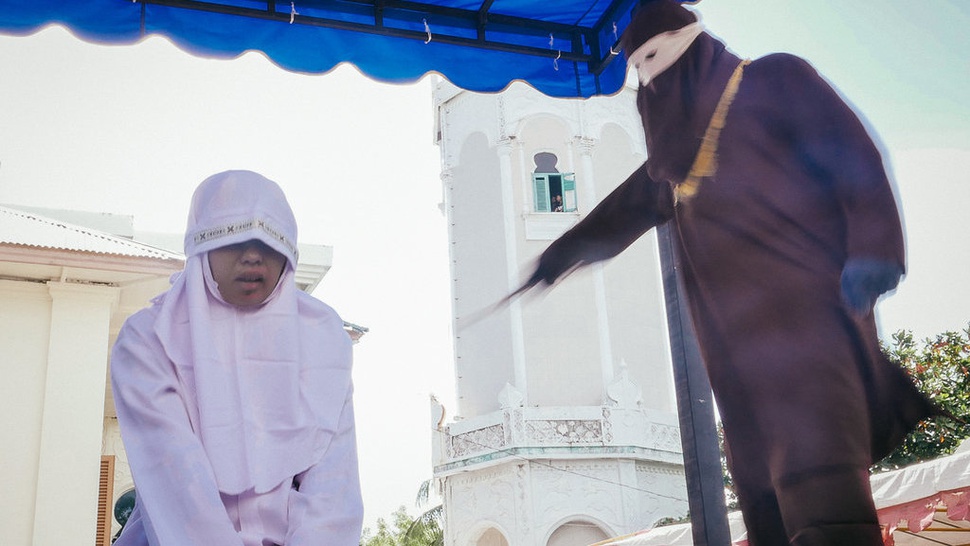 Pengusul RUU Minol Pendukung Hukum Cambuk & Perda Miras di Aceh