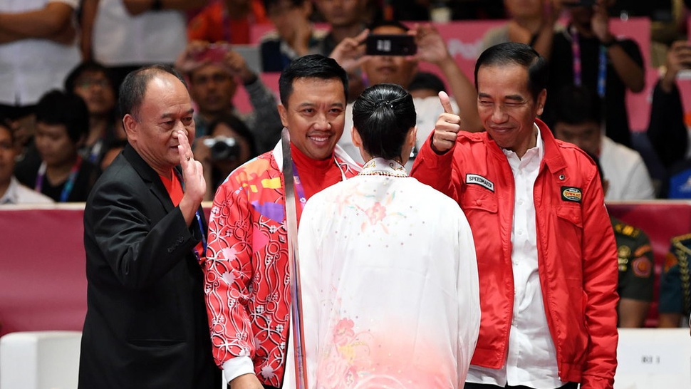 Jokowi Serahkan Bonus Uang untuk Peraih Medali Asian Games Hari Ini