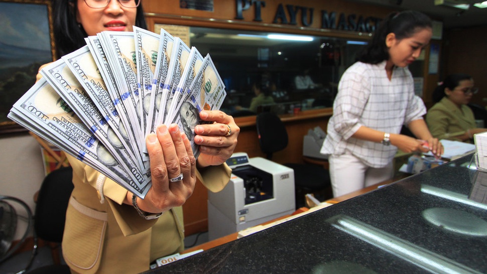 Dolar Tembus Rp15.000 pada 1998, Beda Kondisi dengan 2018