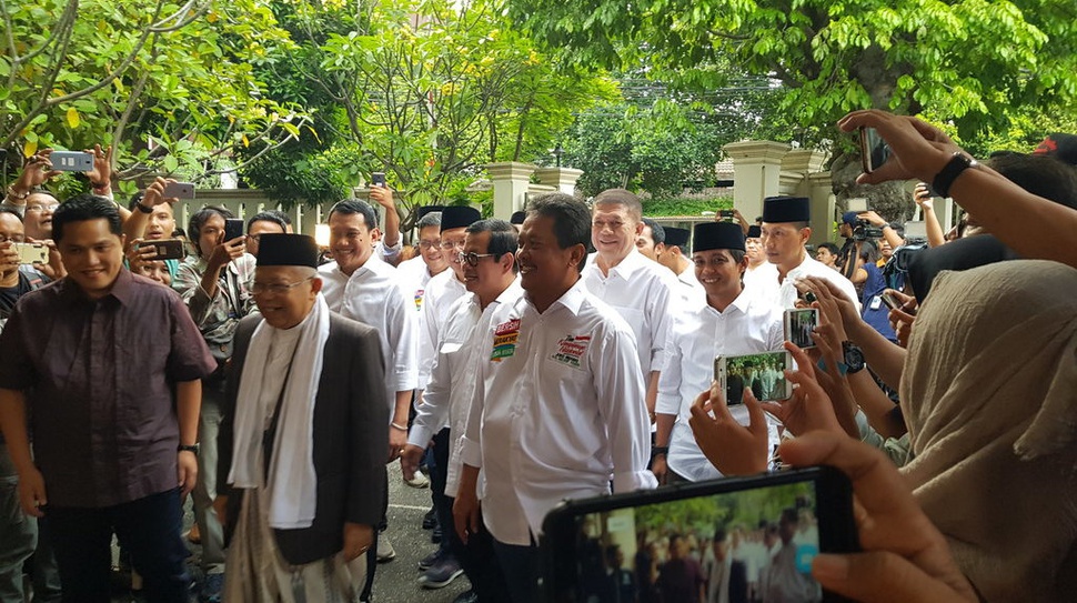 Erick Thohir Tiba di Posko Jokowi-Ma'ruf Bersama Pramono Anung