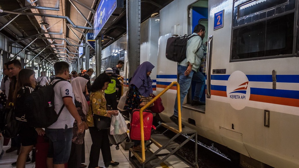 KAI Daop 3 Cirebon Hanya Akan Operasikan 1 Kereta Tujuan Jember