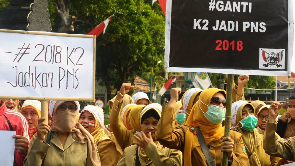Tuntutan Tak Digubris, Guru Honorer Tak Lagi Percaya Jokowi