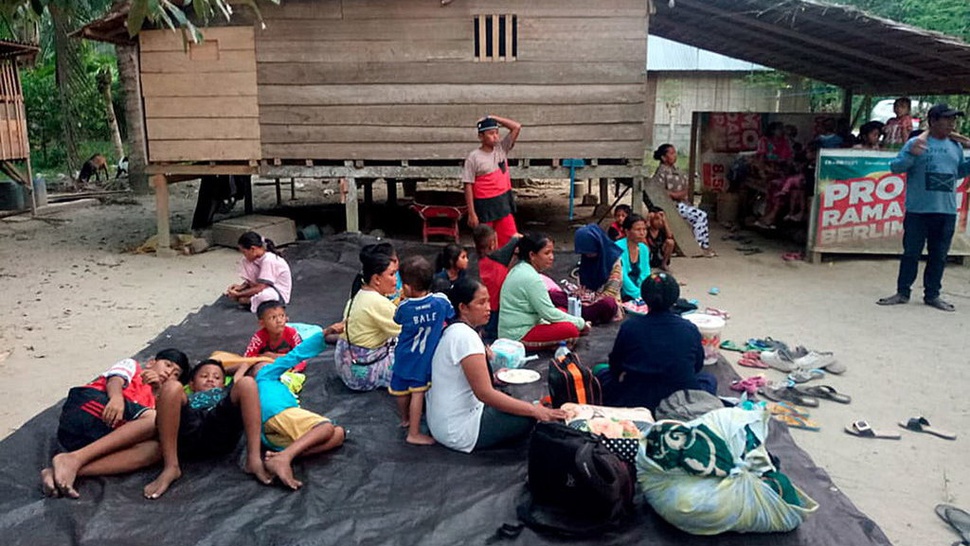 Pengungsi Gempa Donggala Butuh Obat, Makanan Bayi, dan Genset