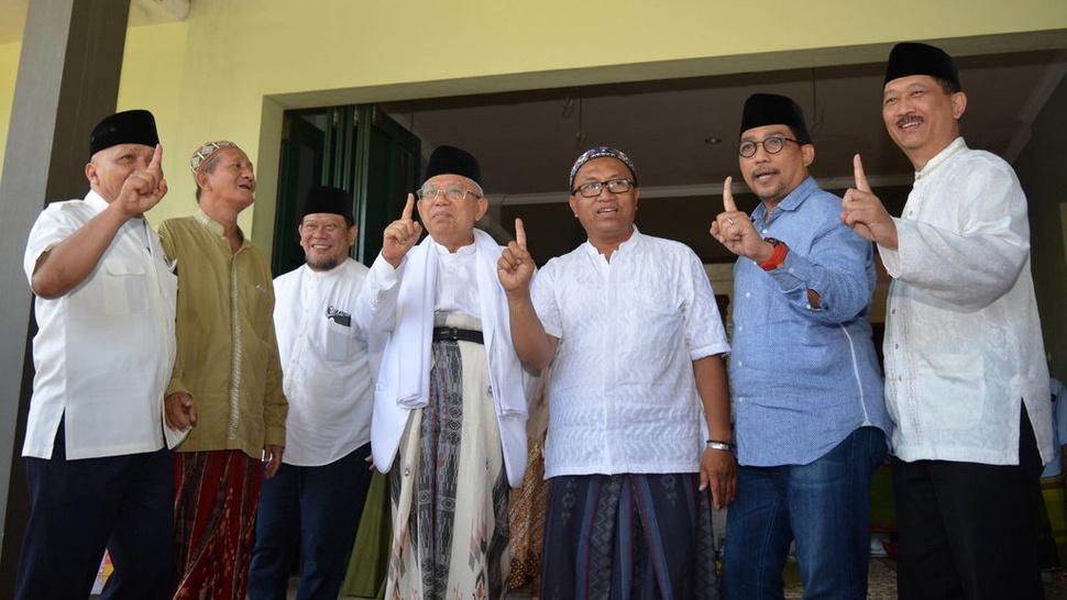 Motif Politik Jokowi-Ma'ruf & Prabowo-Sandiaga Berebut Pesantren