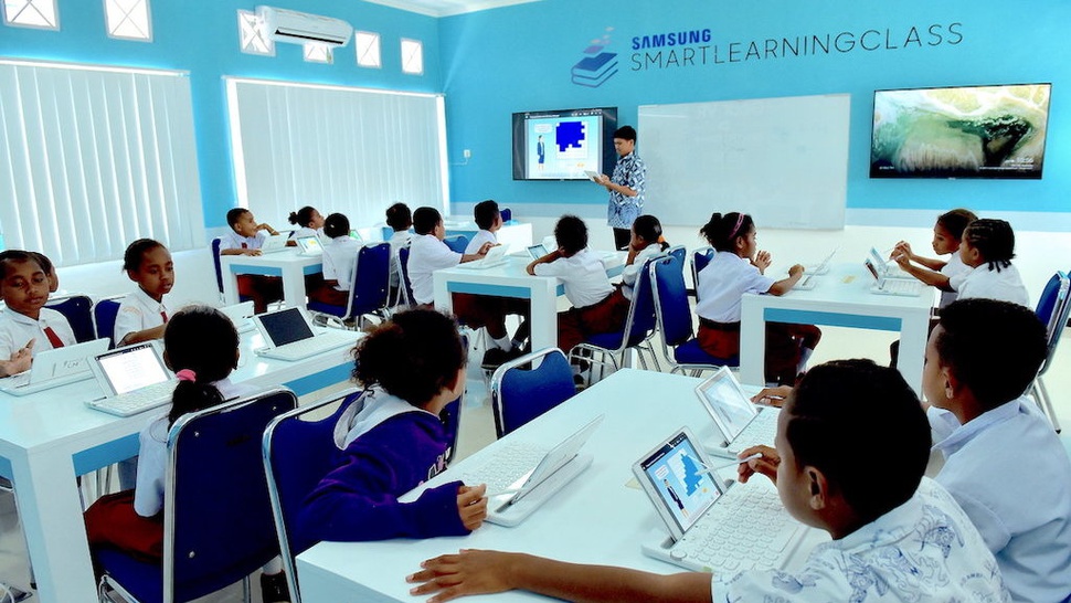 Kelas Pintar Samsung Bantu Basmi Buta Huruf di Papua