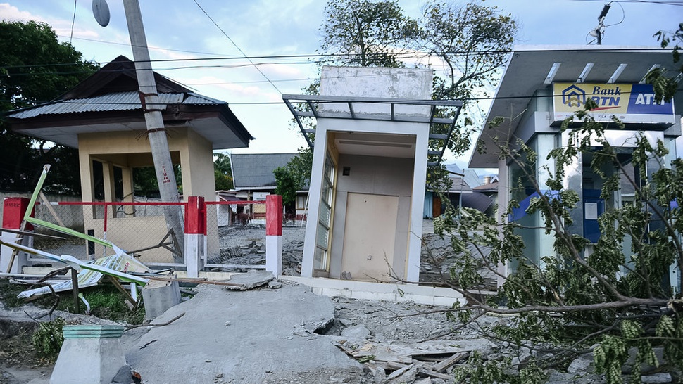 PLN Sebut Berhasil Perbaiki 7 Gardu Induk di Palu, Sigi, & Donggala