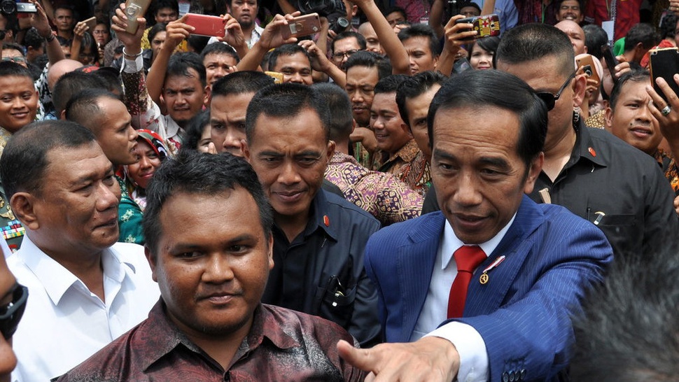 Tunda Kenaikan BBM, Jokowi Korbankan Pertamina Demi Pilpres 2019