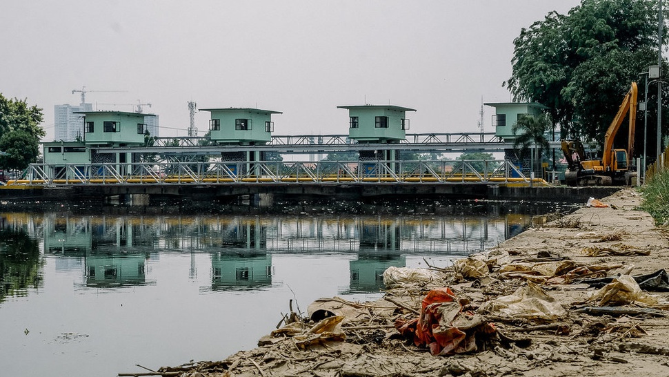 Biaya Mahal Mencuci Daerah Aliran Sungai Bekasi