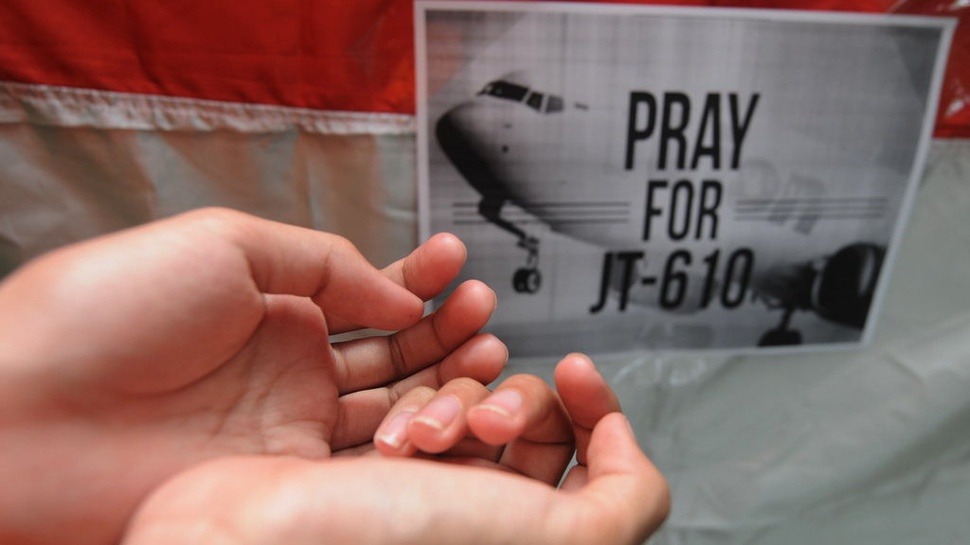 Korban Lion Air: Bagaimana Mengabarkan Kematian kepada Seorang Ibu