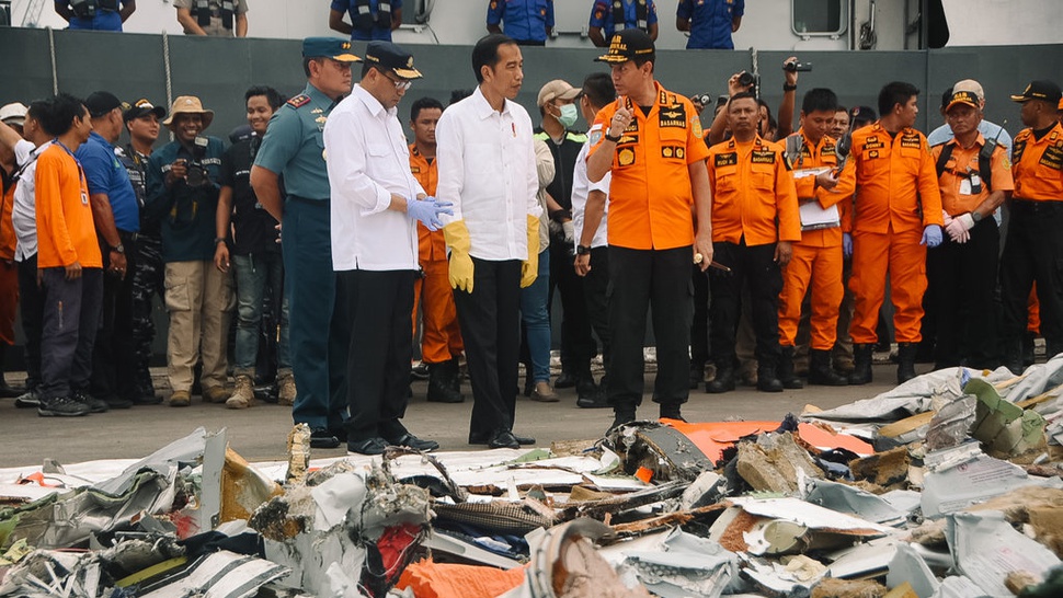 Presiden Jokowi Sebut Terus Pantau Evakuasi Korban Lion Air