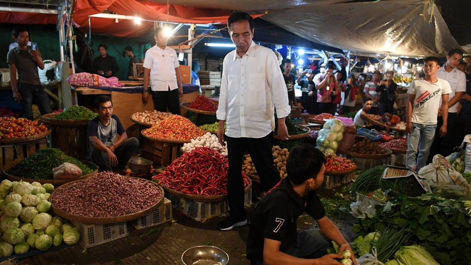 Jokowi Minta Kemendag Jaga Stok & Stabilitas Harga Bahan Pokok