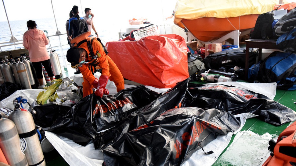 13 Jenazah Korban Kecelakaan Lion Air JT-610 Diserahkan ke Keluarga