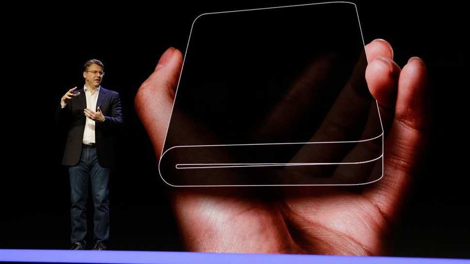 Smartphone Samsung Pertama dengan Layar Lipat Resmi Diperkenalkan