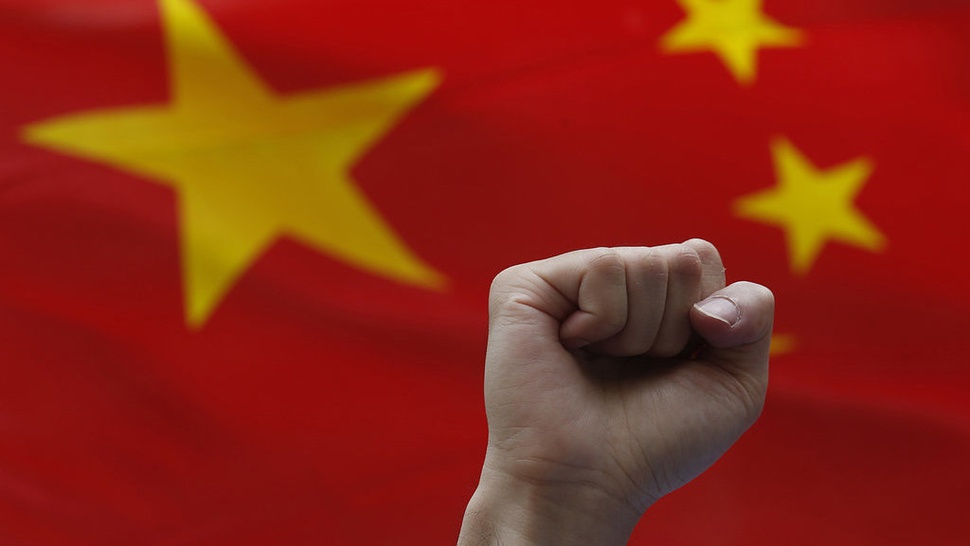 Pemerintah Cina Giat Menciduk Komunis Muda