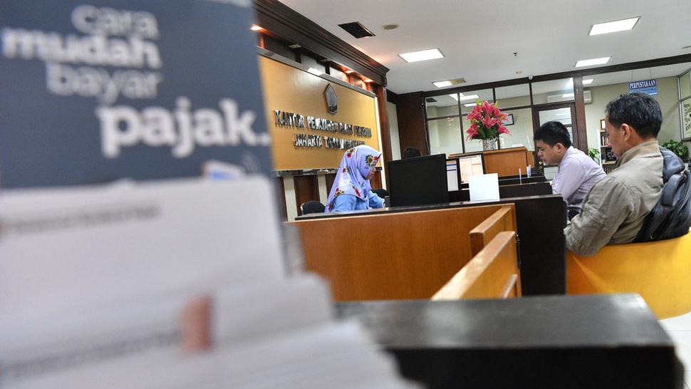 Capai Target, Jokowi Beri Bonus Pegawai Pajak hingga Rp117 Juta