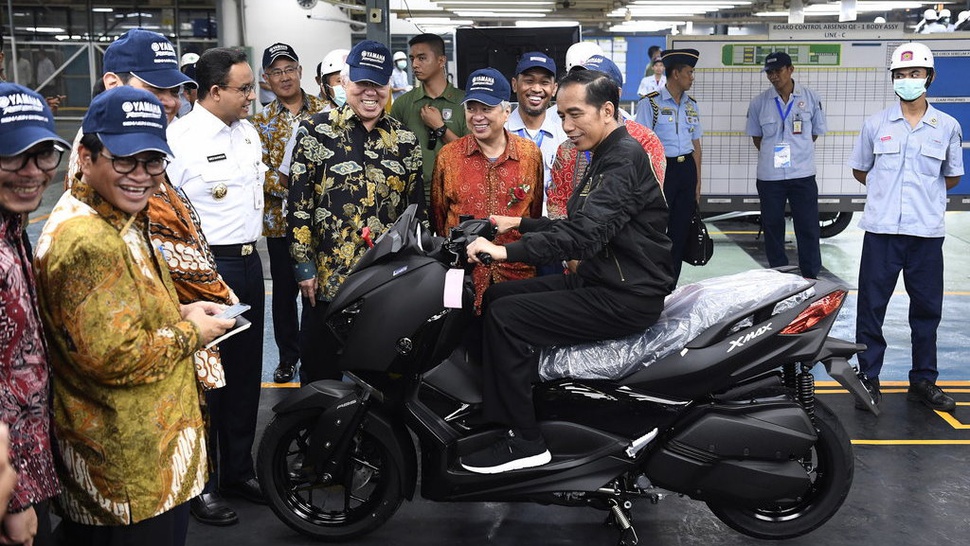 Politik Pamer Ekspor Jokowi di Tengah Defisit Neraca Perdagangan