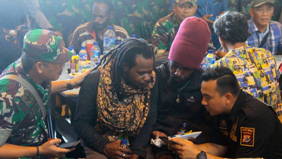 8 Jenazah Pekerja yang Tewas di Nduga Papua Diserahkan ke Istaka