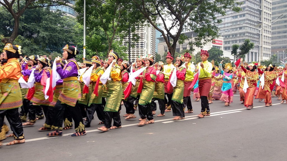 Pawai Budaya Ramaikan Puncak Kongres Kebudayaan Indonesia 2018