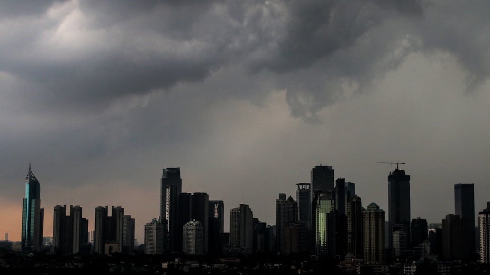 Prakiraan Cuaca Hari Ini: Sebagian DKI Jakarta Diguyur Hujan Lokal