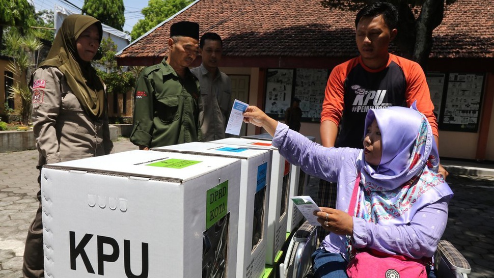 Hasil Survei Indopolling: Elektabilitas PDIP 26,4% & Gerindra 14,6%