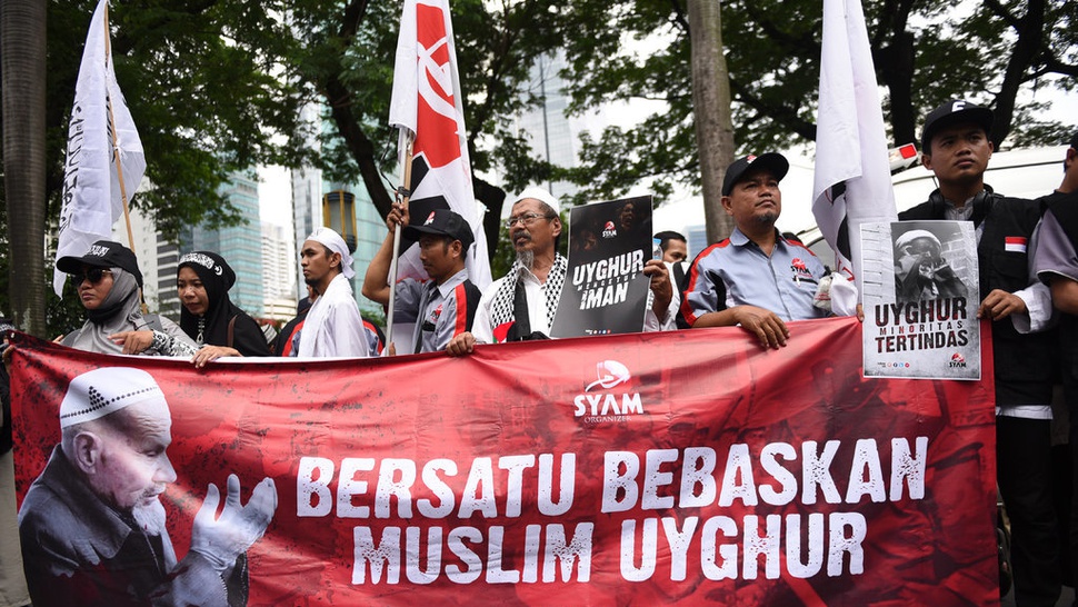 2018/12/21/aksi-dukung-muslim-uighur--1--tirto.id-andrey-gromico.jpg