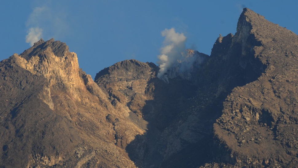 Gunung Merapi Luncurkan 5 Kali Guguran Lava Pijar pada 28 Januari