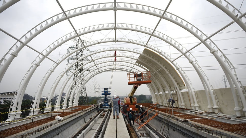 Progres Pembangunan Stasiun LRT Taman Mini