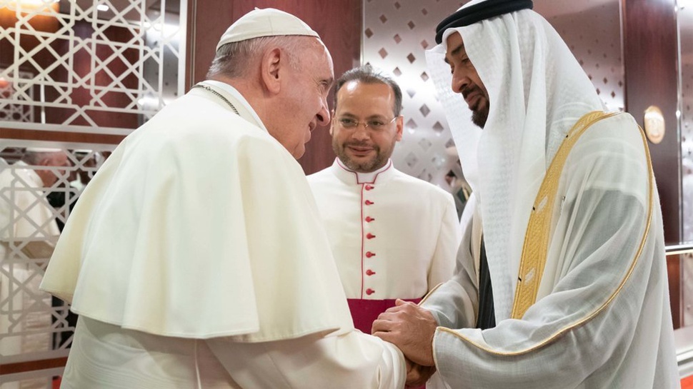 Paus Francis Lakukan Kunjungan Bersejarah ke Uni Emirat Arab