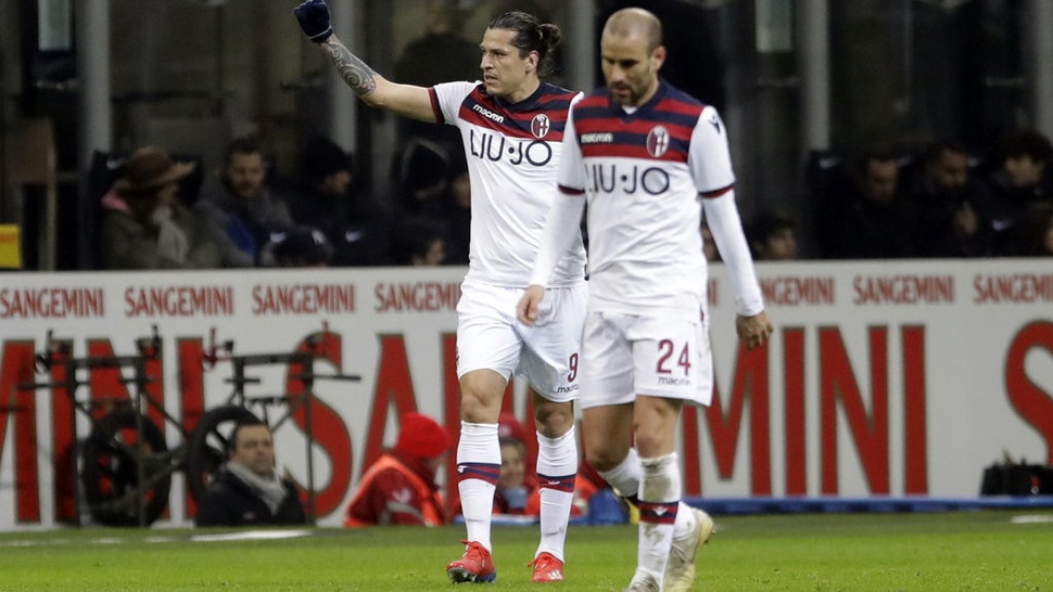 Hasil Bologna vs Napoli: Brace Santander Tundukkan Partenopei