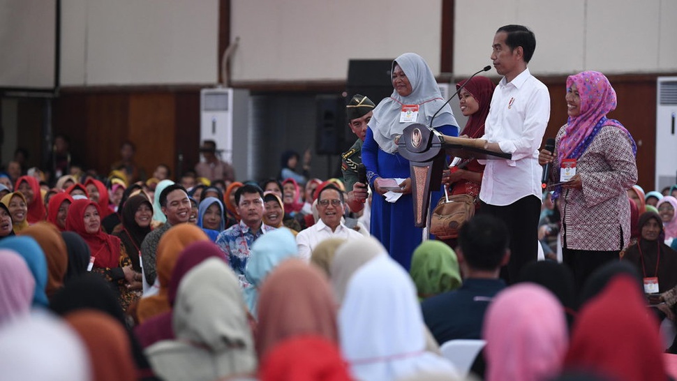 Tiga Kartu Jokowi Dikritik, TKN: Memang Tak Bisa Dijadikan Satu
