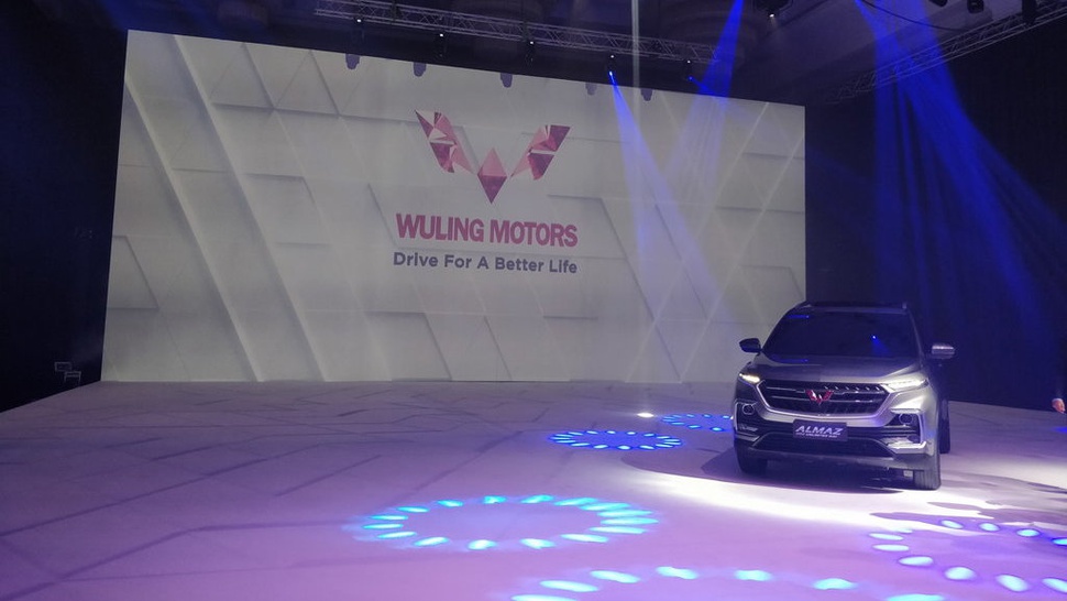 Wuling Luncurkan Varian Terbaru Smart Technology SUV di GIIAS 2019