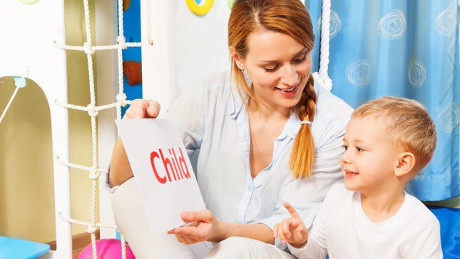Studi: Flash Cards dan Flip Books Tak Pengaruhi Kepintaran Bayi
