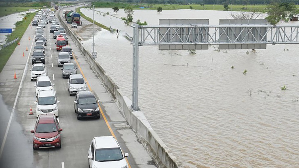 Banjir Tol Ngawi-Kertosono Surut, Jasa Marga Siagakan Pompa Air