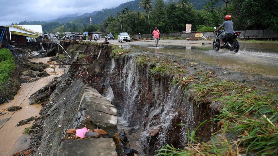 Walhi Papua: Banjir Bandang di Sentani Tak Hanya karena Faktor Alam
