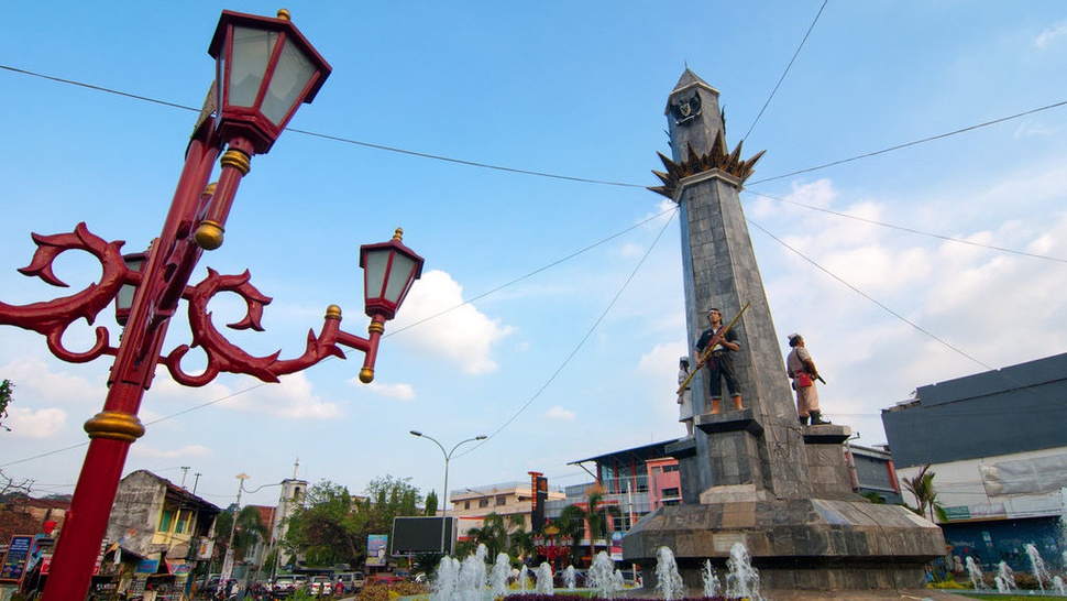 BMKG: Peringatan Dini Hujan Lebat Disertai Petir di Lampung