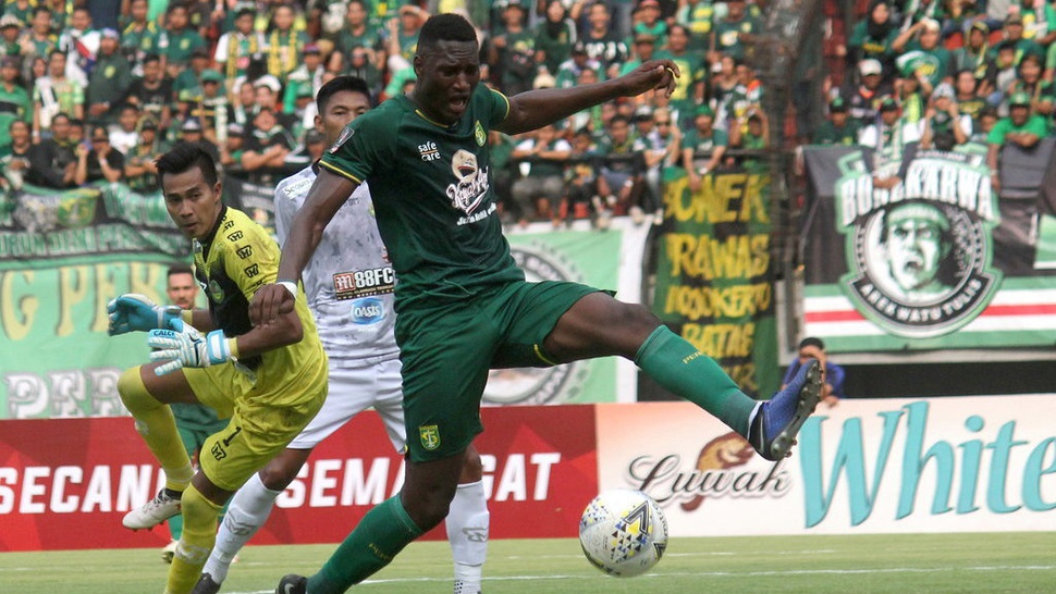 Hasil Persebaya vs Persib Bandung: Skor 4-0, Amido Balde Hattrick