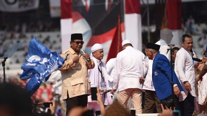 Prabowo Sempat Hentikan Orasi Politik dan Tegur Pendukungnya