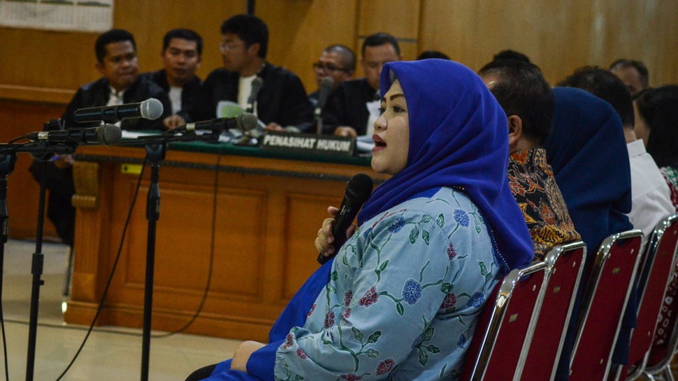 Melahirkan, KPK Bantarkan Bupati Bekasi Non-Aktif Neneng Hasanah