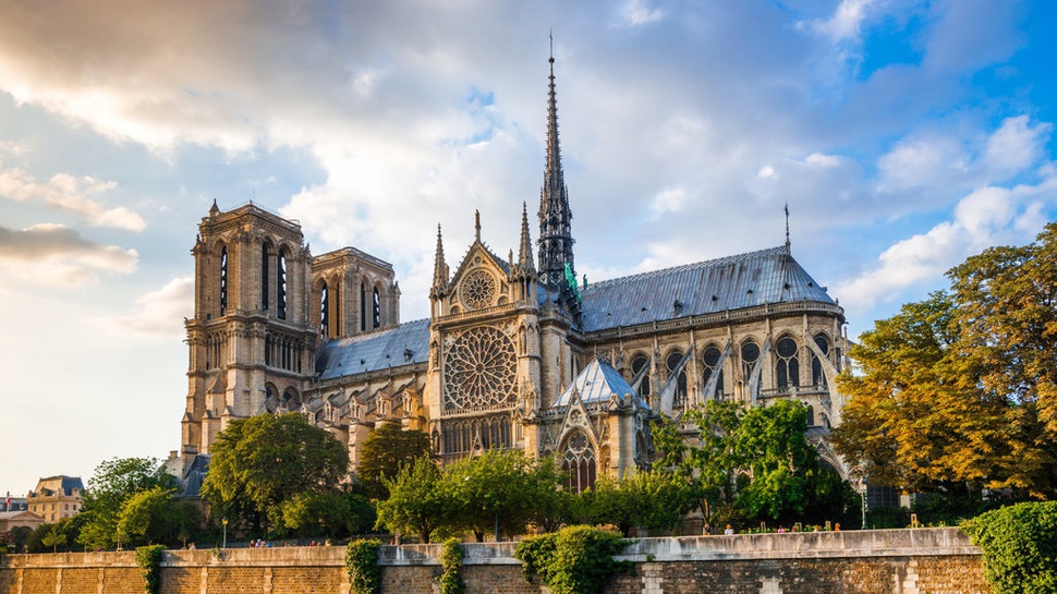 Disney Sumbangkan 5 Juta Dolar AS untuk Renovasi Notre Dame