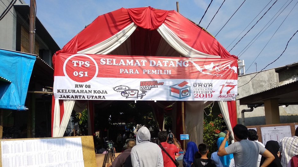 Hasil Pilpres 2019: Jokowi Unggul Tipis di TPS Ma'ruf Amin