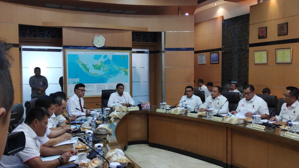 Soal Tuduhan Pemerintah Berkonspirasi dengan KPU, Wiranto: Ngawur