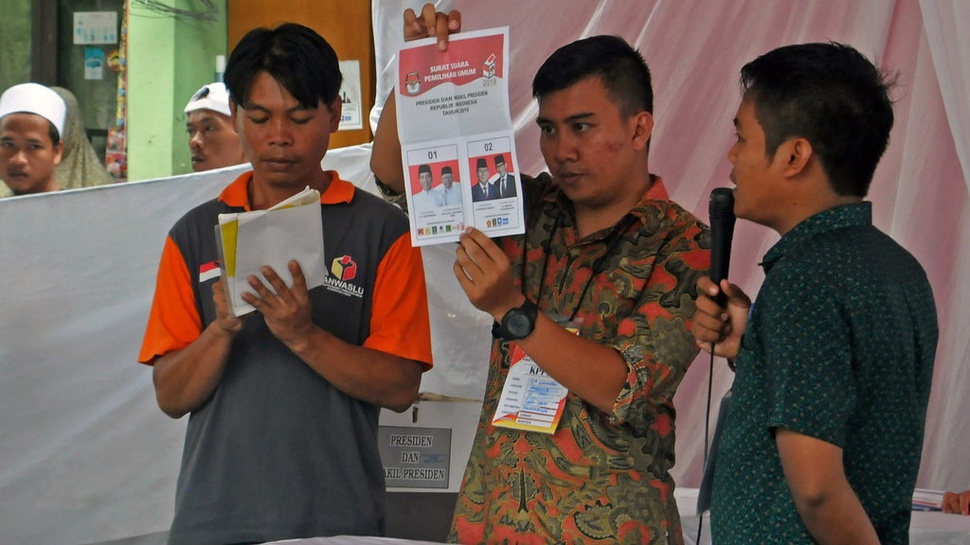 Contoh Teks Sambutan Ketua KPPS Pemilu Singkat dalam Pelantikan