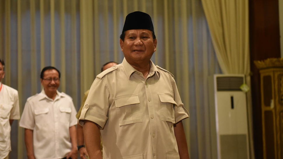 Prabowo Salat Idul Fitri di Hambalang, Minta Tak Diliput Media