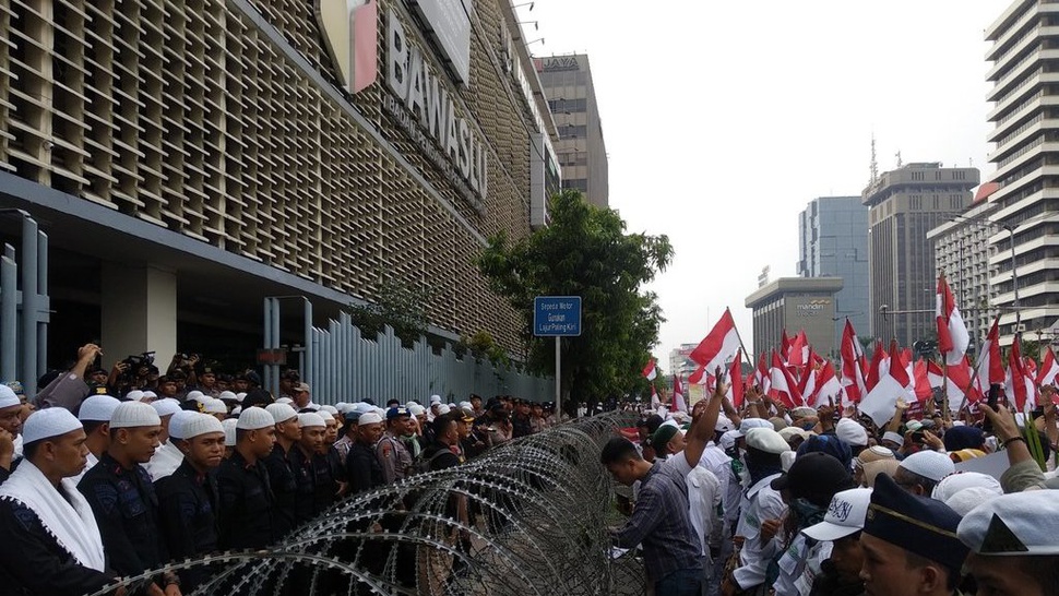 5 Relawan Prabowo-Sandi Dirawat di RSCM Diduga Keracunan