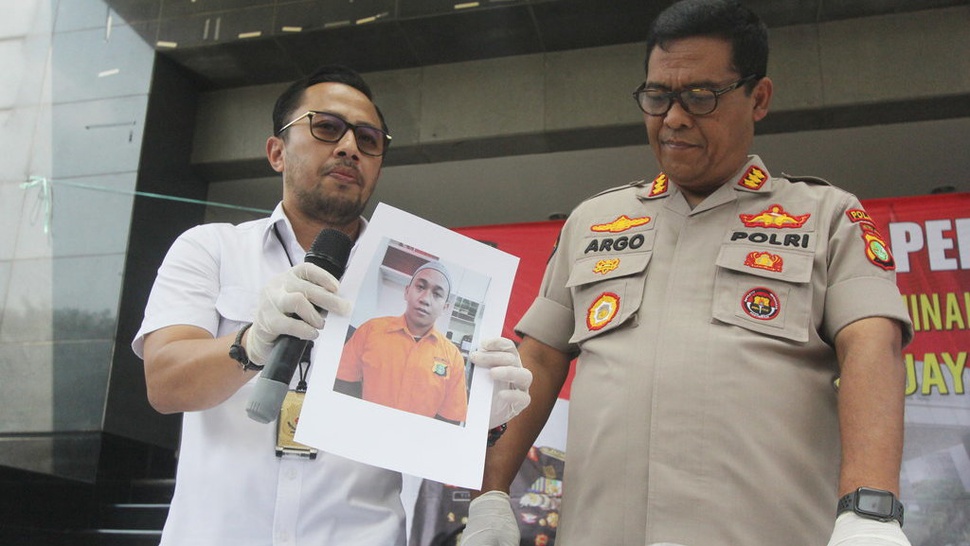 Polisi Tahan Pengancam Penggal Jokowi Selama 20 Hari ke Depan