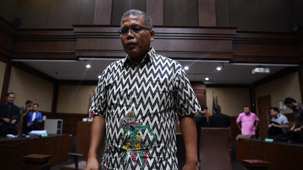 Jaksa Tuntut Pejabat Kemen PUPR Anggiat Simaremare 8 Tahun Penjara